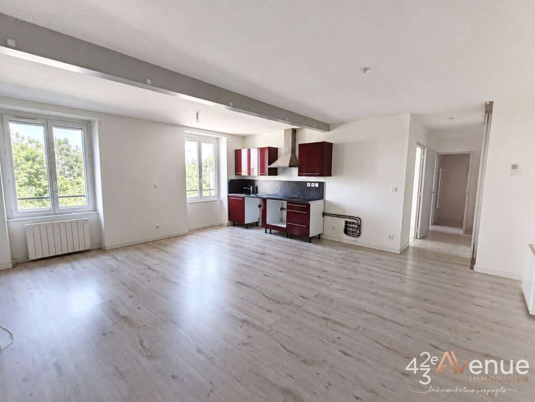 Appartement 3 pièces 57 m² à vendre à Saint-Etienne (42000) - photo 2