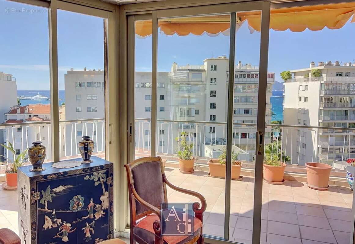 Appartement à CANNES