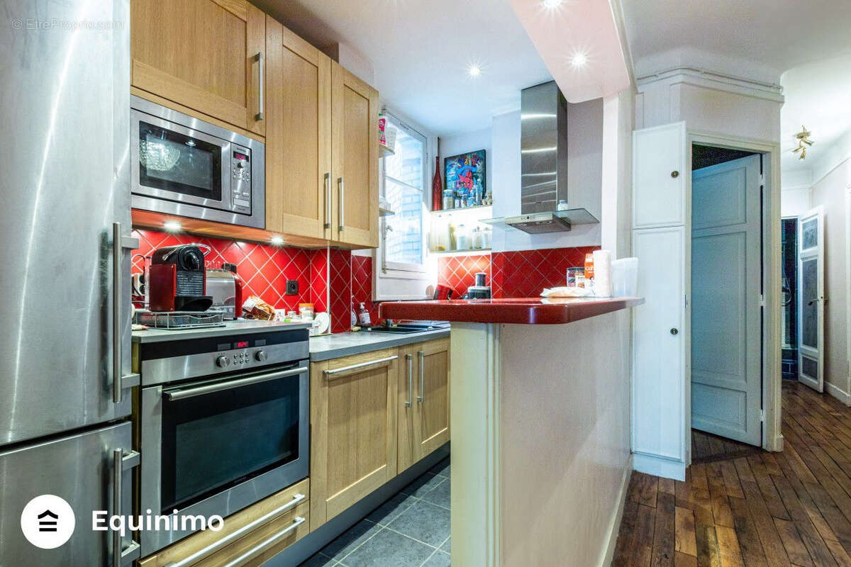 Appartement à PARIS-15E