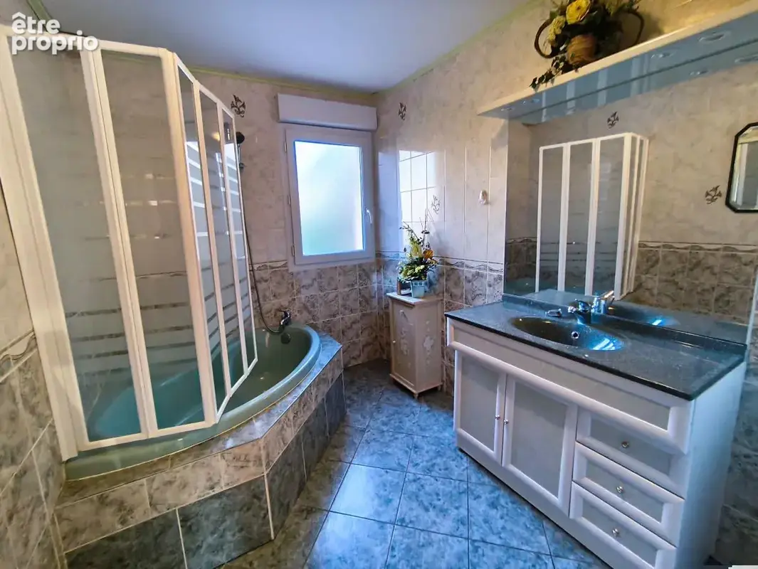 Maison 140 m² à vendre à Saint-Georges-De-Rouelley (50720) - photo 6