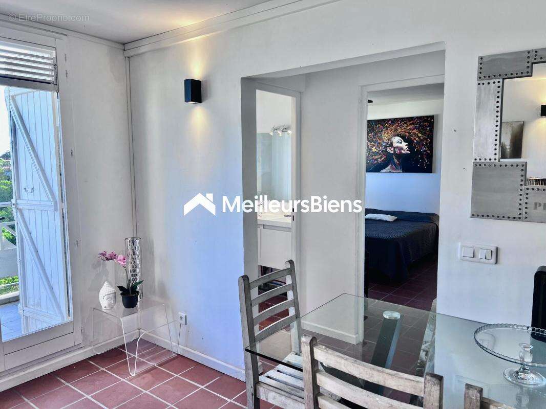 Appartement à LE GOSIER