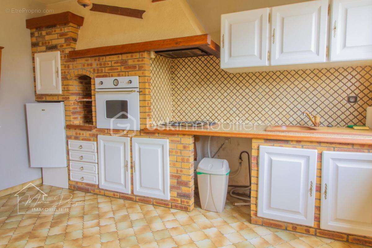 Maison à CHEPTAINVILLE