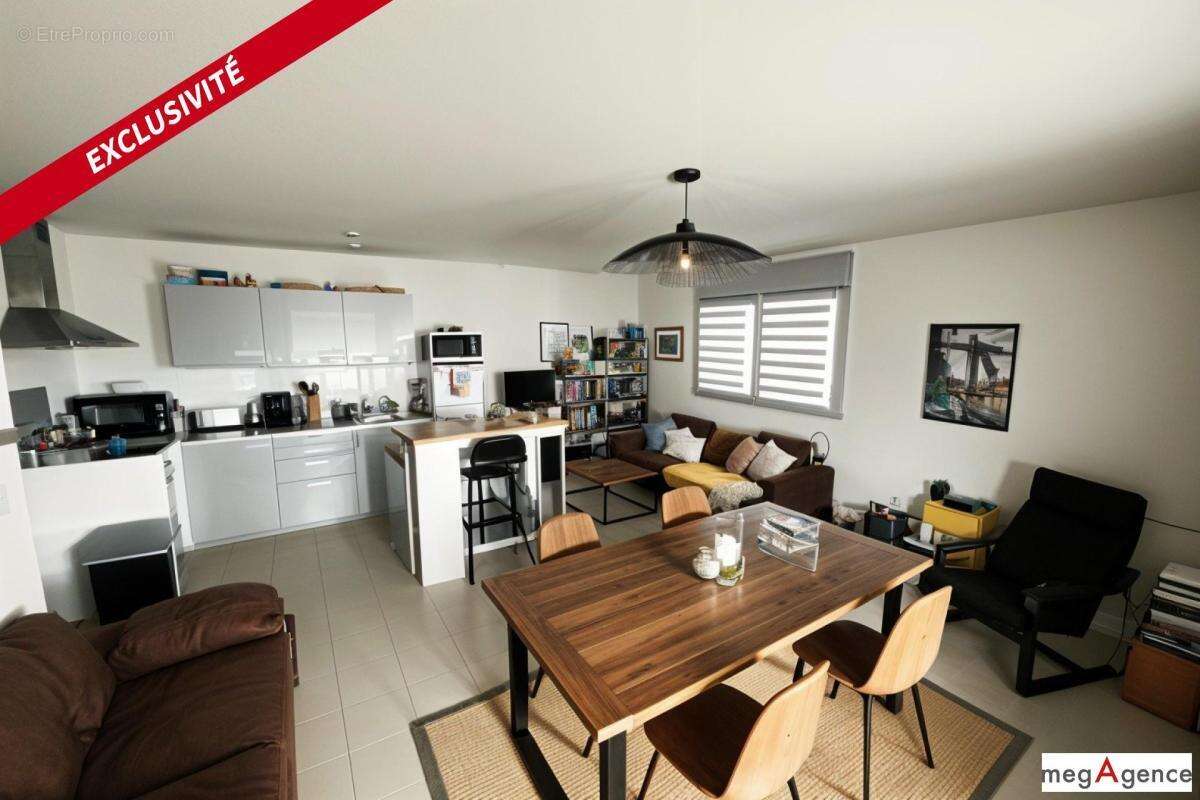 Appartement à SAINTE-LUCE-SUR-LOIRE