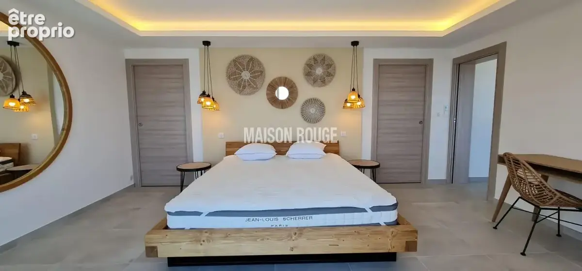 Saint-Raphaël : Villa contemporaine d'exception avec vue mer panoramique et piscine à débordement » - photo 19