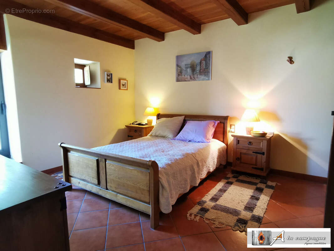 Maison à GOUTTIERES