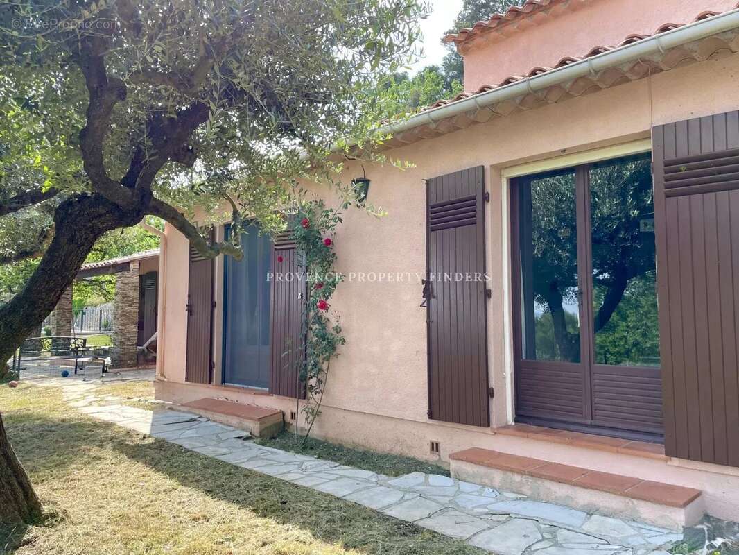 Maison à LORGUES