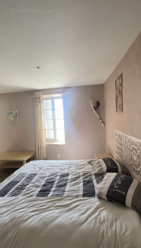 Maison à GALLARGUES-LE-MONTUEUX