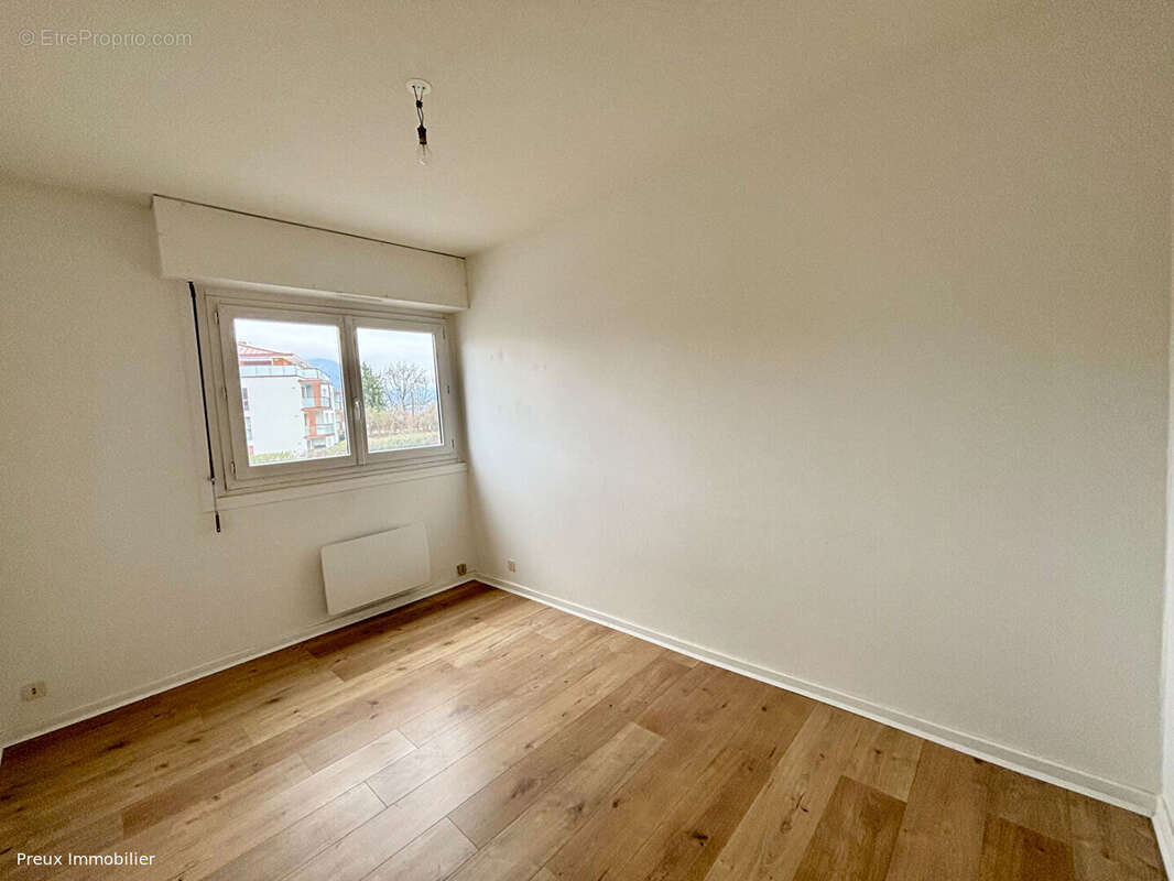 Appartement à SAINT-JORIOZ