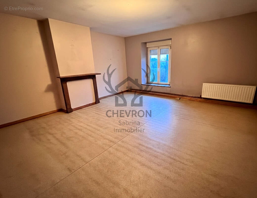 Maison de village avec garage,terrasse et jardin - 133 m2 - CHAMPLIN - photo 13