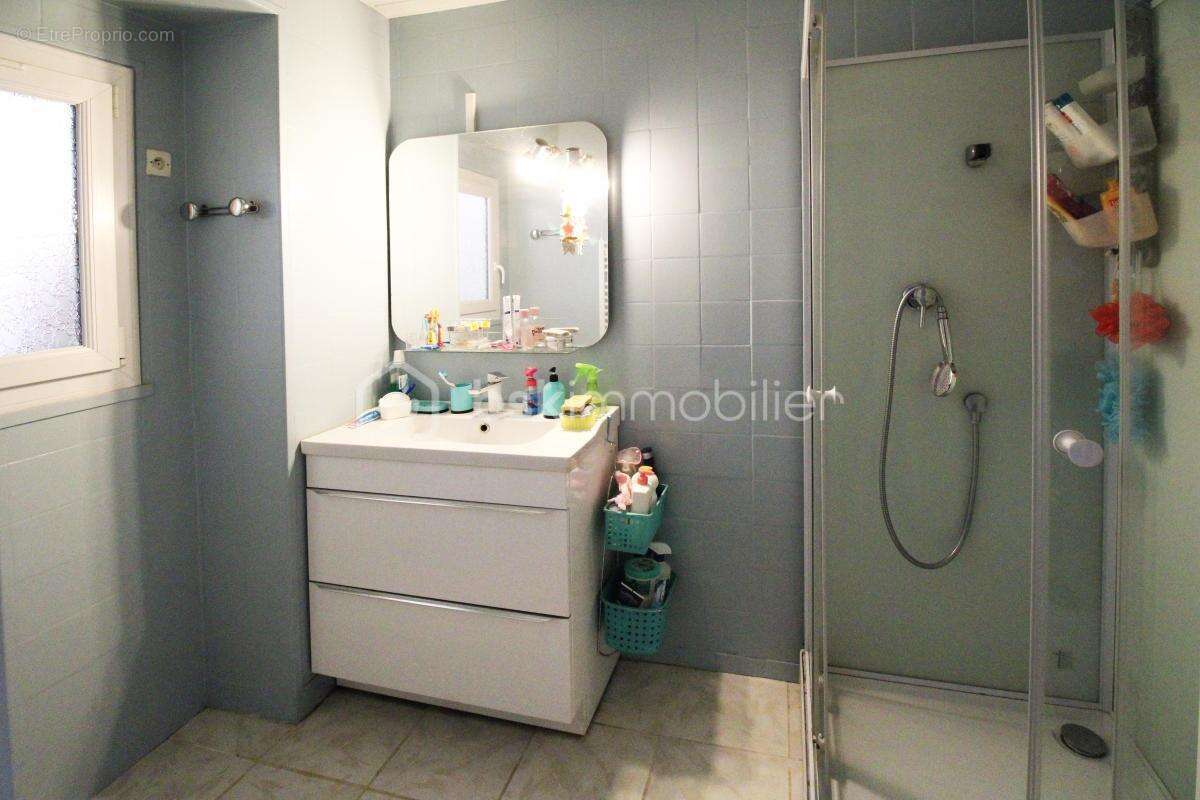 Maison à MONTEREAU-FAULT-YONNE