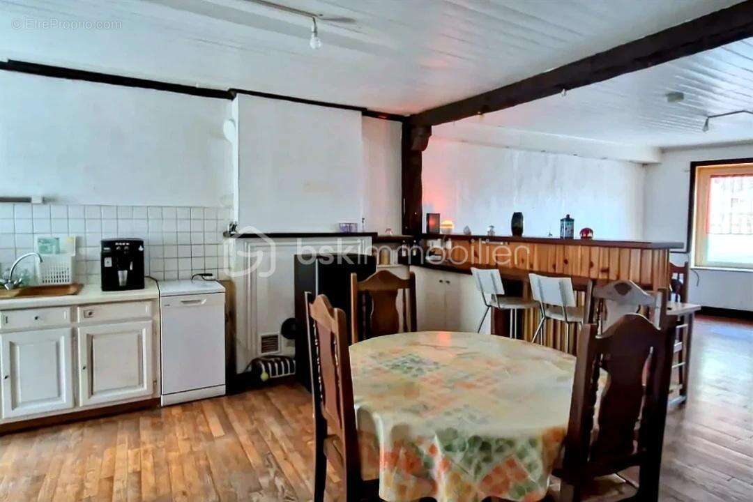 Maison de bourg – 93 m² – 3 chambres – vergeal - photo 2