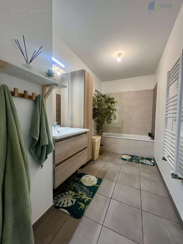 Appartement à VENISSIEUX