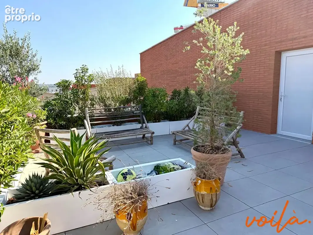 REF : HELMUT - MONTAUDRAN - Appartement dernier étage avec 2 places de parking et terrasse - photo 18