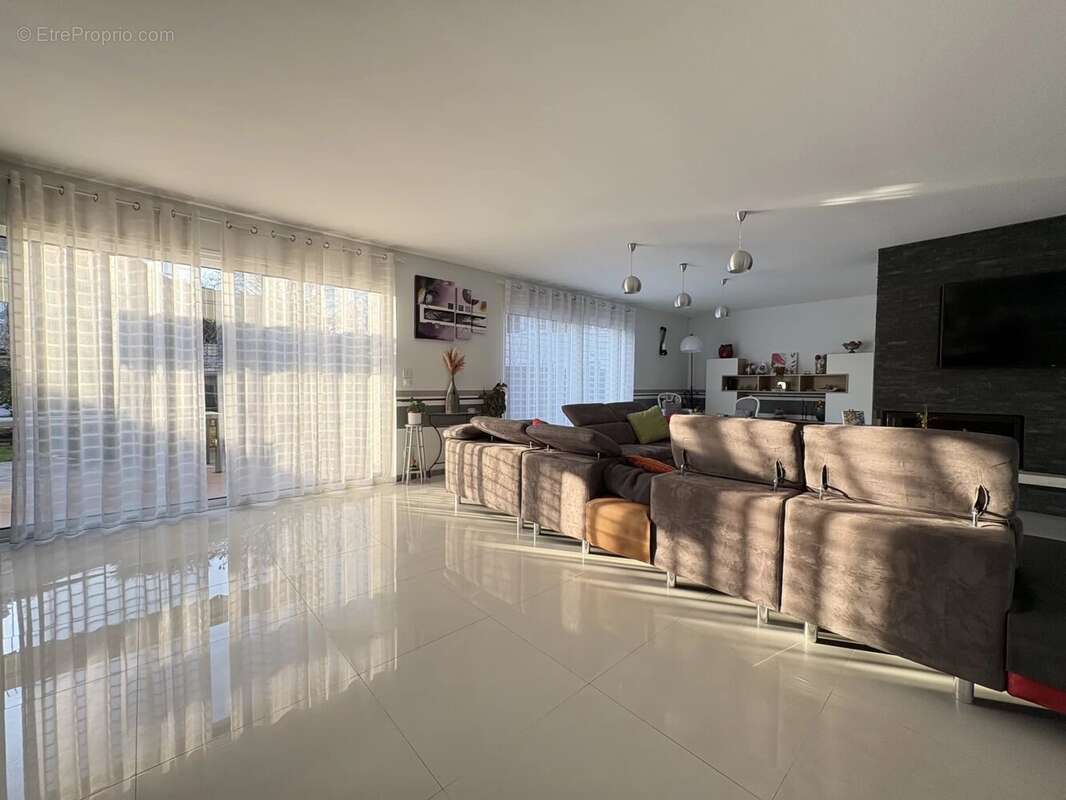 Maison à LE PLESSIS-TREVISE