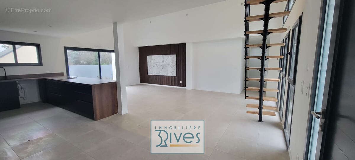 Maison à SAINT-MELAINE-SUR-AUBANCE