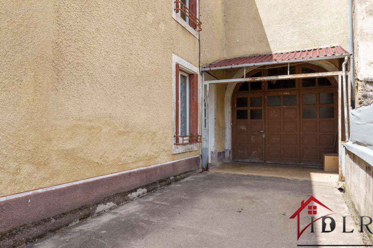 Maison de village sur 1328 m2 de terrain - photo 18