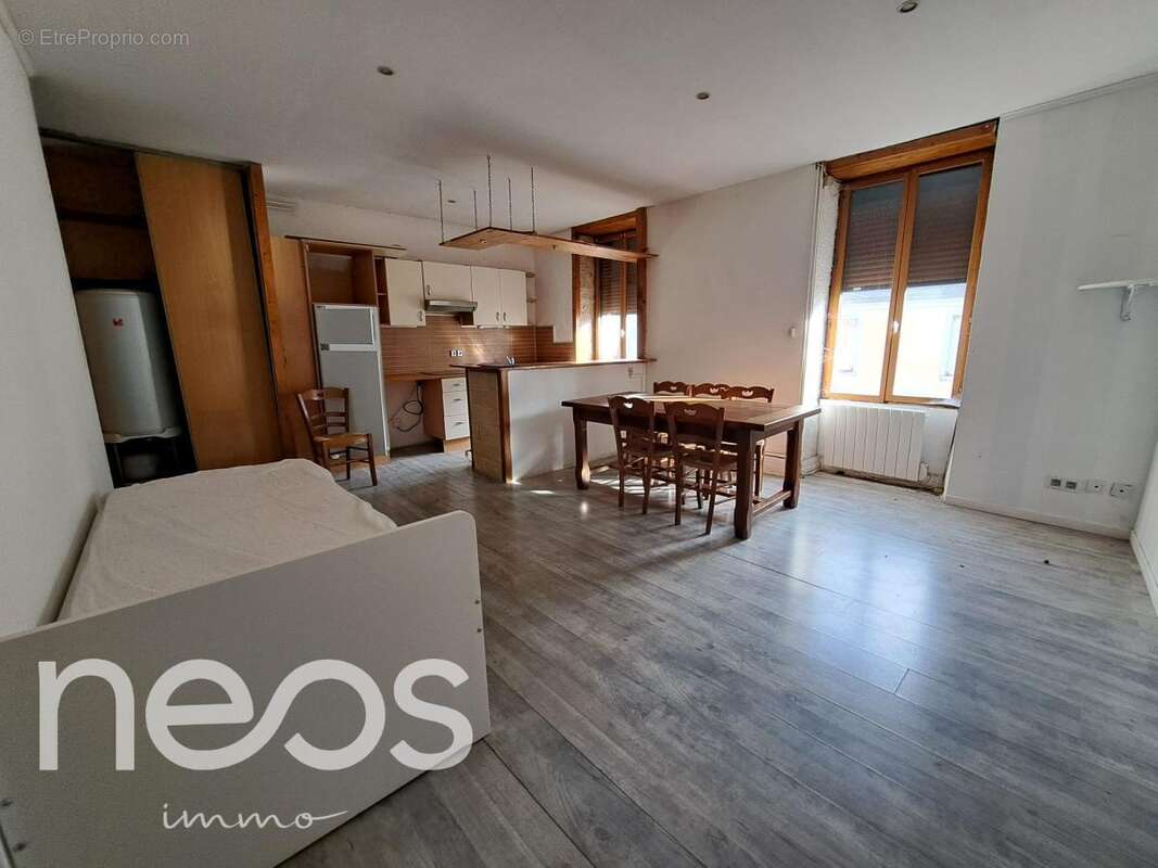 Appartement à CORGOLOIN