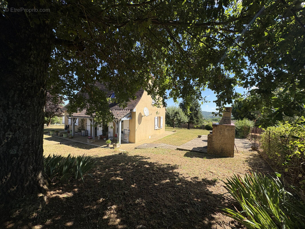 Maison à MONPLAISANT