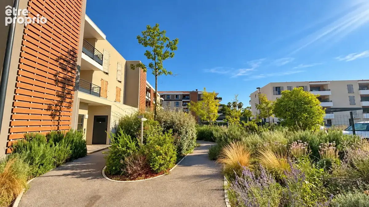 Studio avec terrasse dans une résidence sécurisée - photo 6