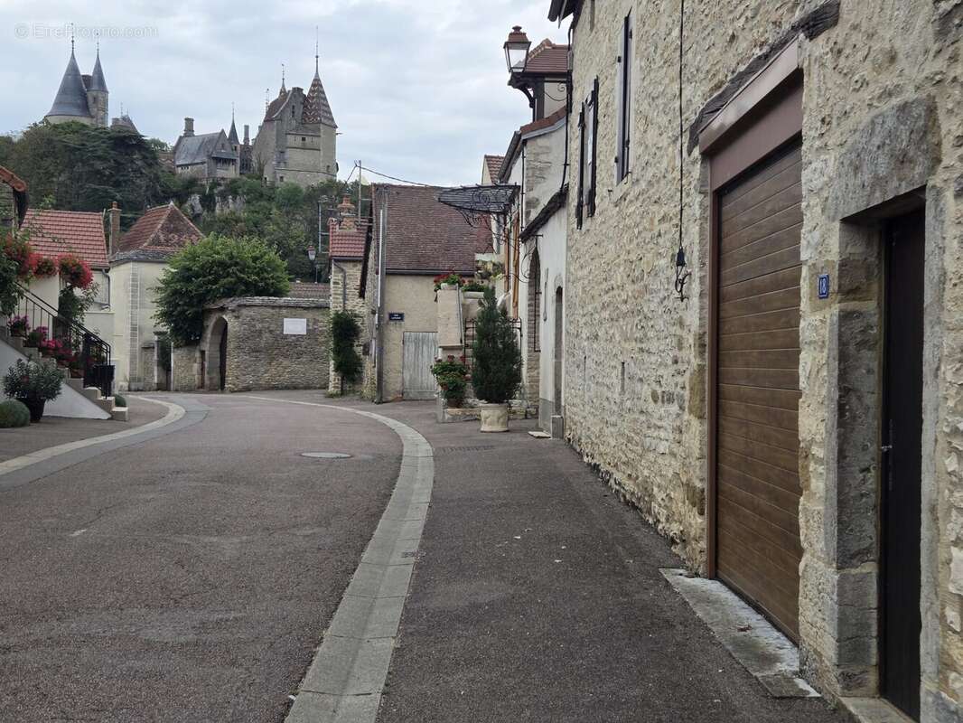 Maison à LA ROCHEPOT