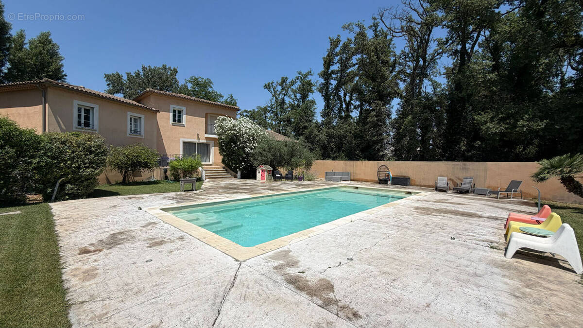 Maison à VEDENE