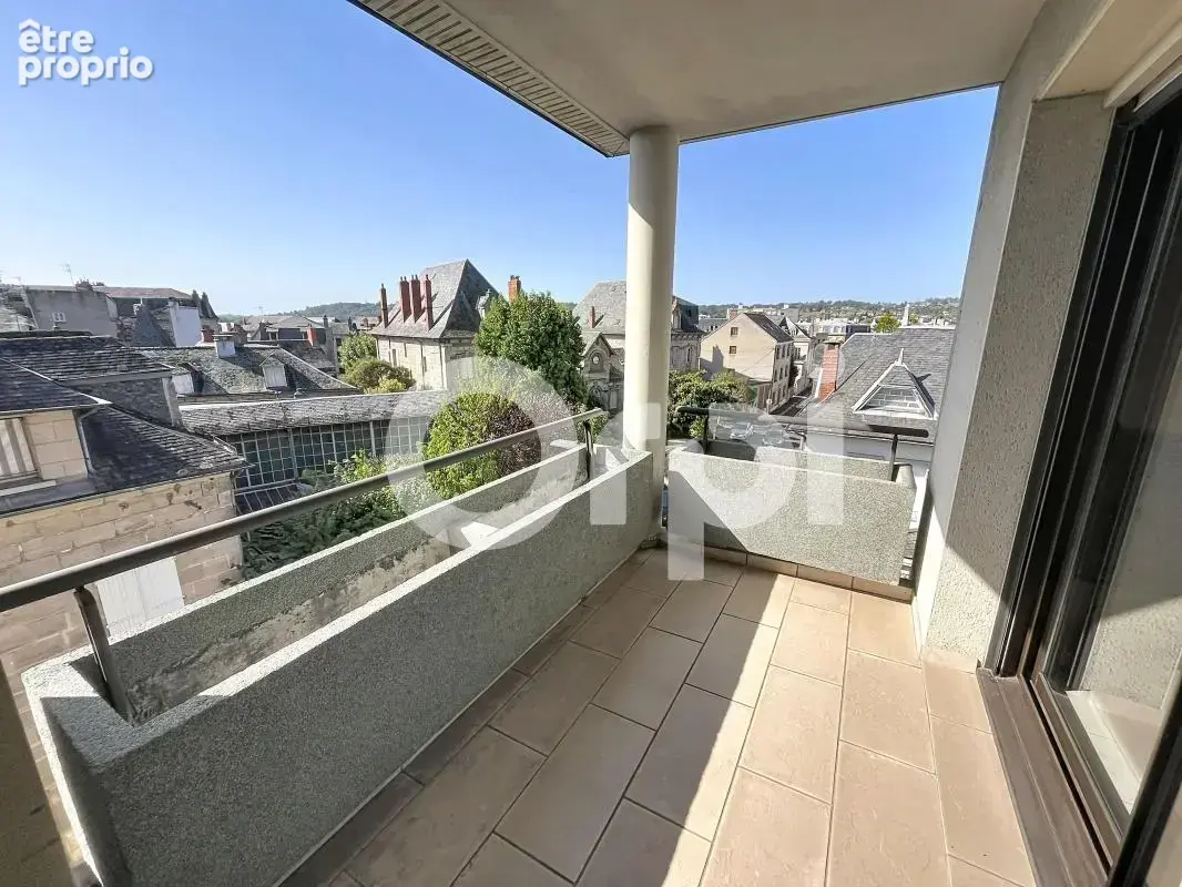 Appartement f3 avec ascenseur & parking - photo 6