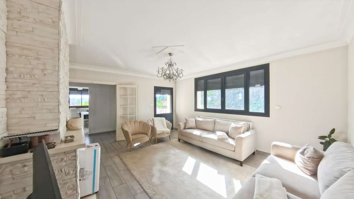 Maison à VILLENEUVE-SUR-LOT