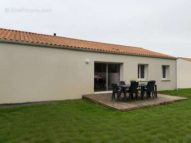 Maison à SAINT-HILAIRE-LA-FORET