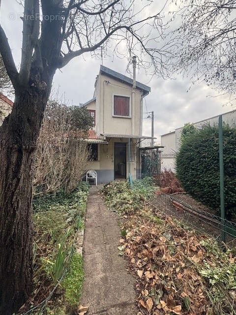 Maison à CHAMPIGNY-SUR-MARNE