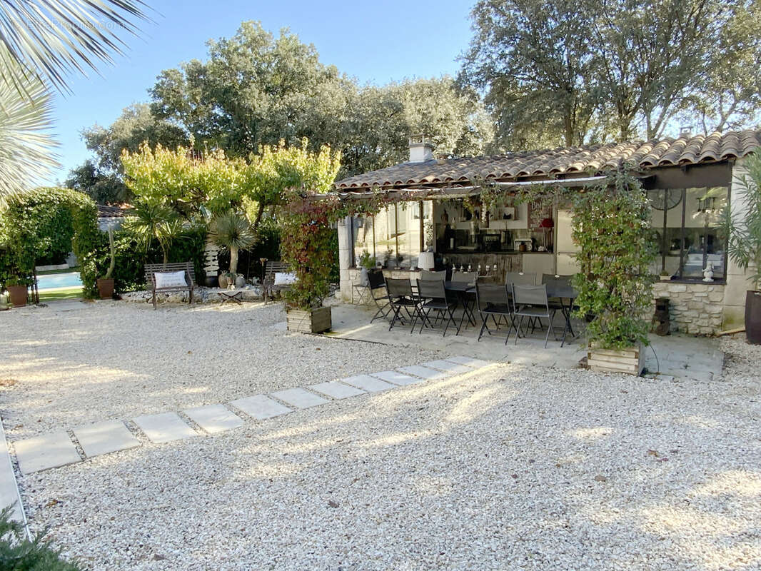 Maison à UZES