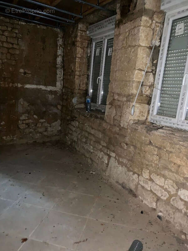 Maison à MONTIGNY-LE-FRANC