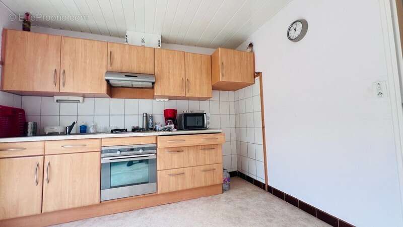Département Finistère (29) – À vendre à Quimper : Maison T6 de 90 m² habitable avec terrain de 720 m² avec garage - photo 10