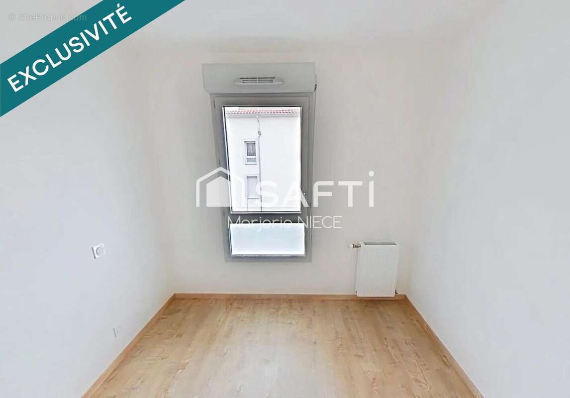 Photo 5 - Appartement à PINS-JUSTARET