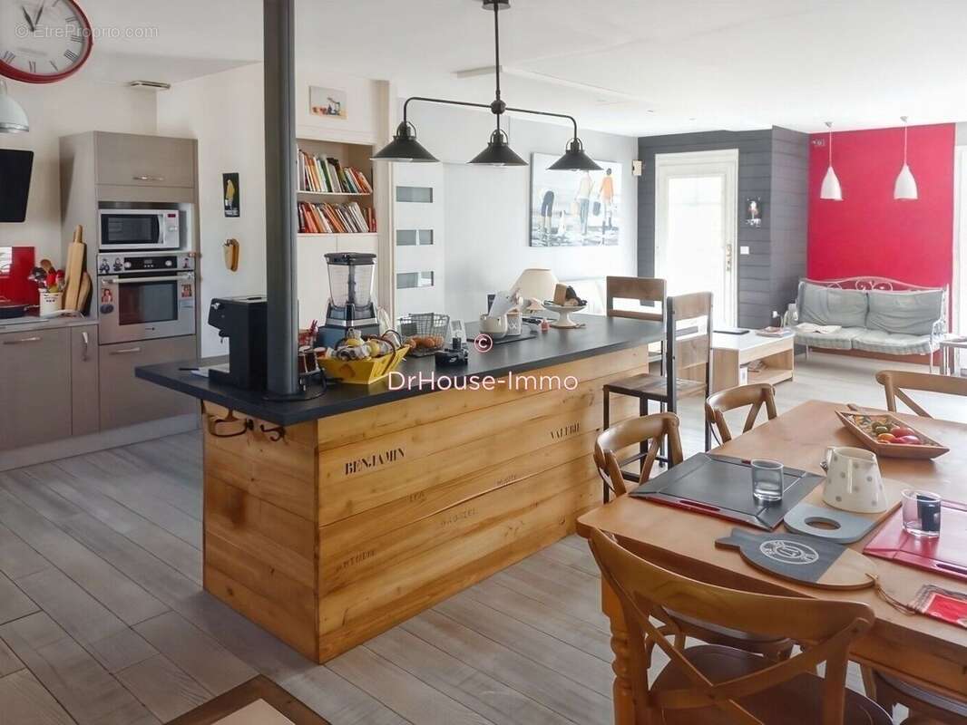 Maison 155 m² à Dompierre-Sur-Mer  - photo 3