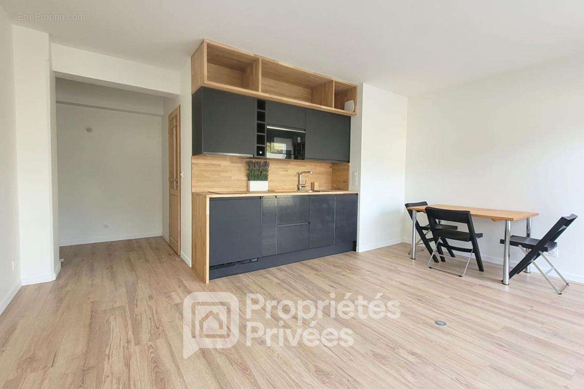 Appartement à GIF-SUR-YVETTE