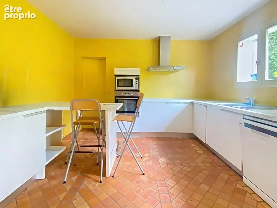 Belle maison de 4 ch sur magnifique jardin dans un quartier résidentiel d'Eysines, intra rocade 210 m2 - photo 9