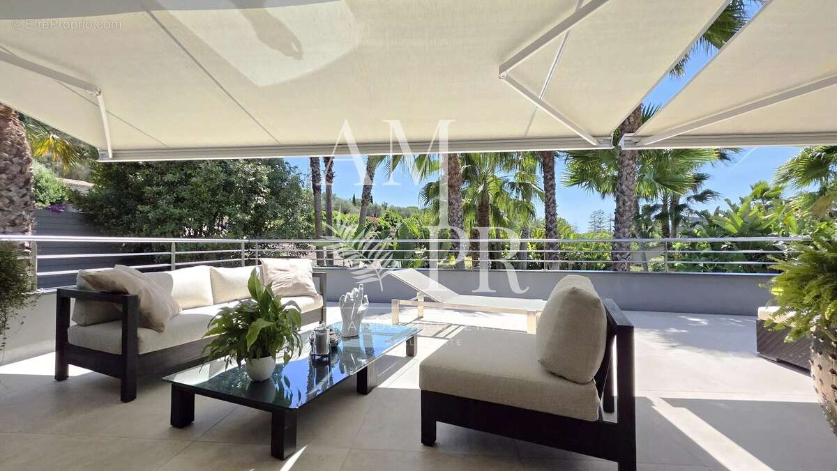Maison à MOUGINS