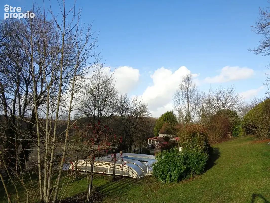 Maison 7 pièces 270 m² à vendre à Celles (24600) - photo 8
