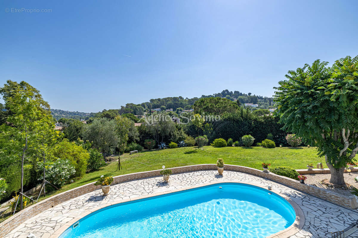 Maison à MOUGINS