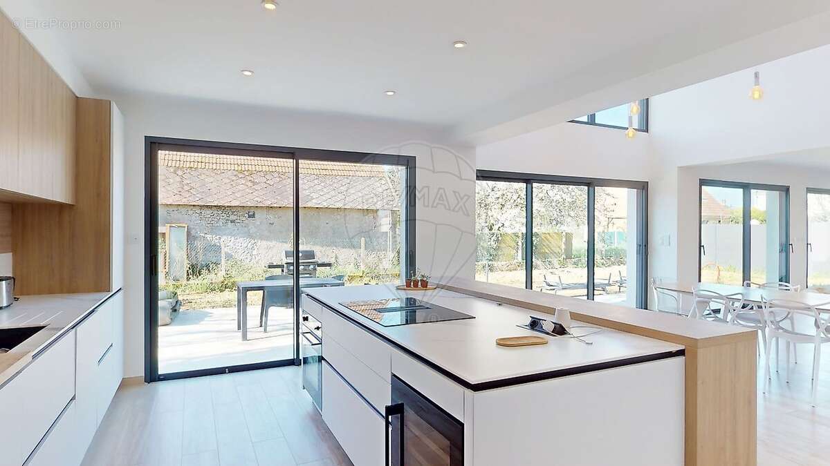 Maison à MEUNG-SUR-LOIRE