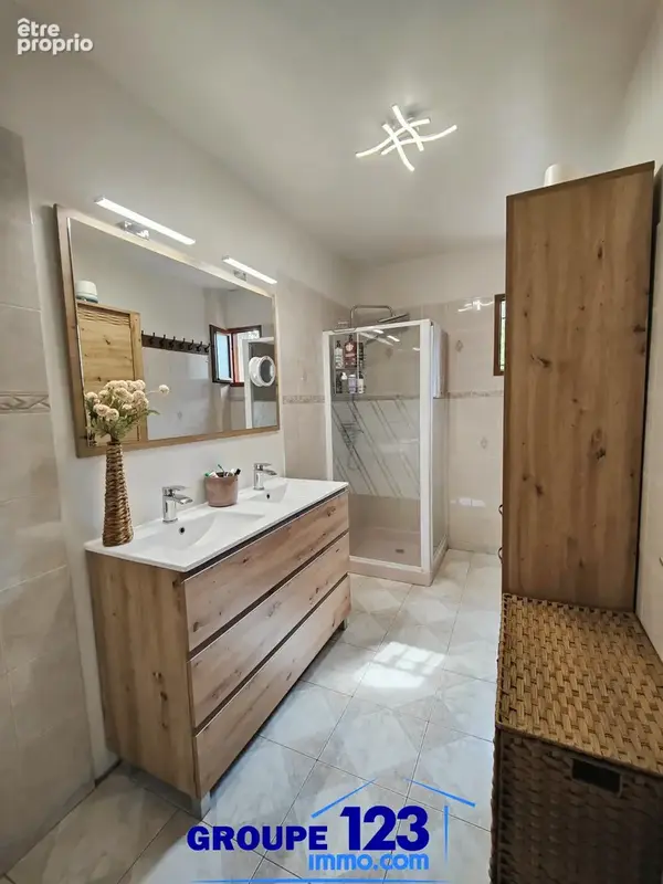 À JOIGNY   Une maison familiale qui a beaucoup à offrir - photo 9