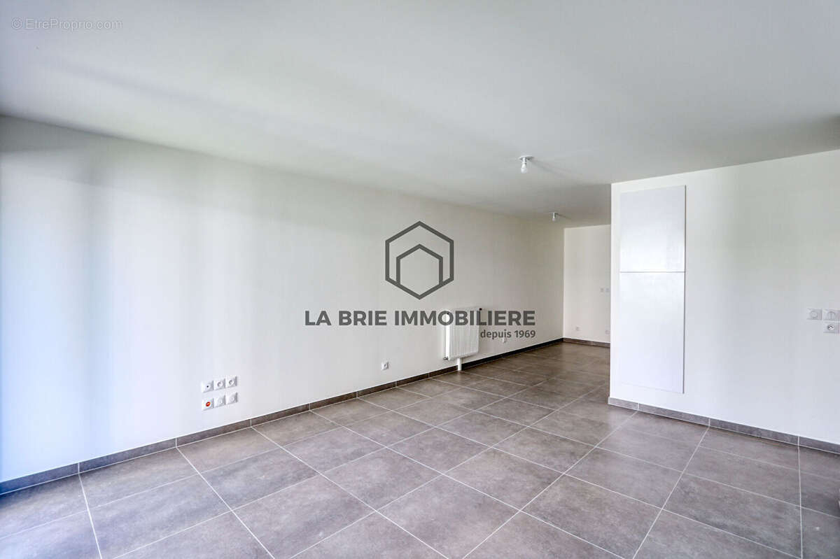 Appartement à VILLIERS-SUR-MARNE