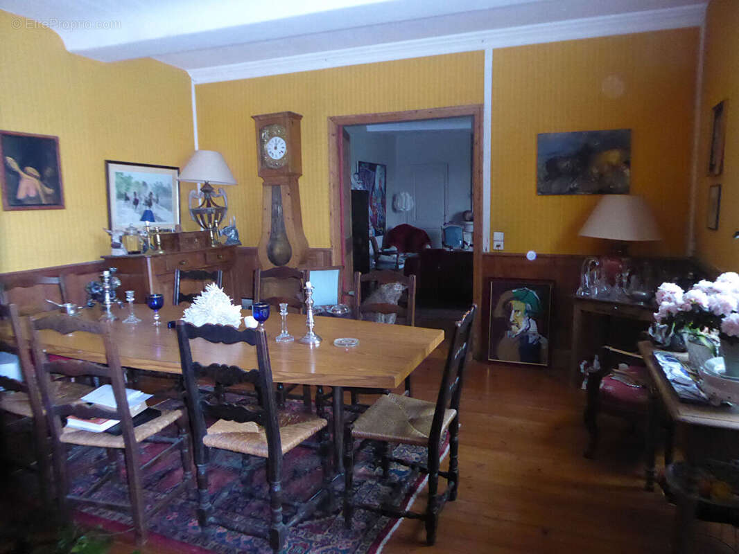 Maison à PONT-L'EVEQUE