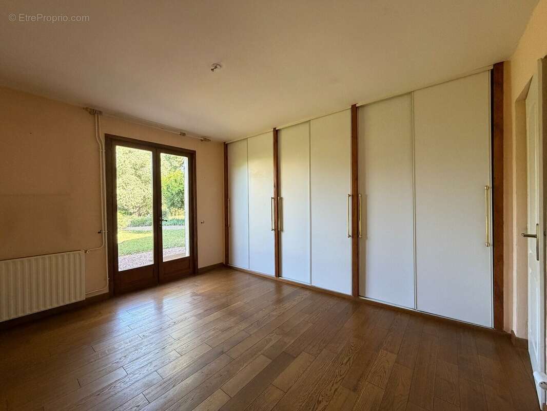 Maison 162 m² à Civray  - photo 6