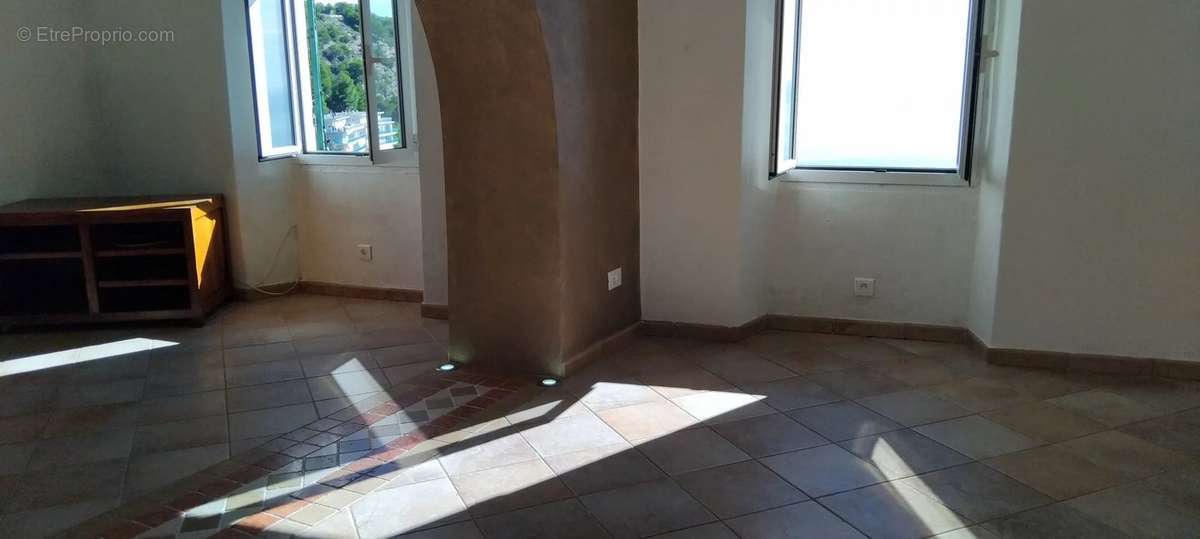 Appartement à MENTON