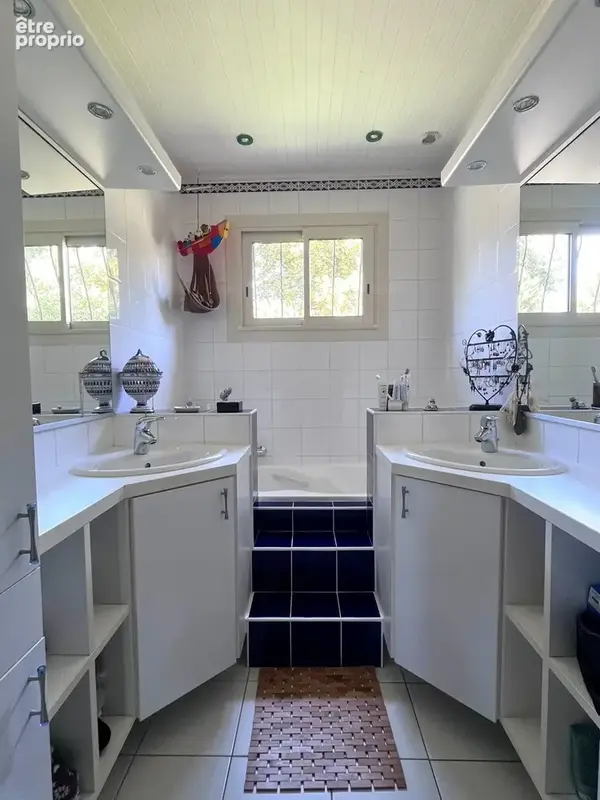 Maison 6 pièces avec piscine et parc paysager - photo 10