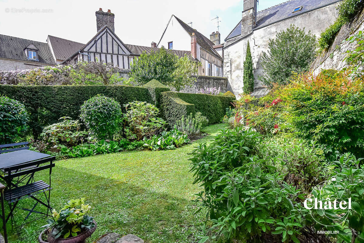Maison à SENLIS