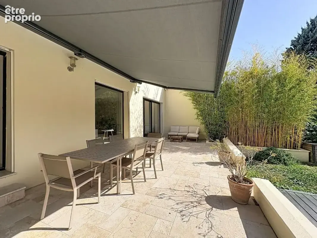 A VENDRE Maison Caluire Et Cuire BOUTARY 205 m² utiles 165 carrez - photo 2