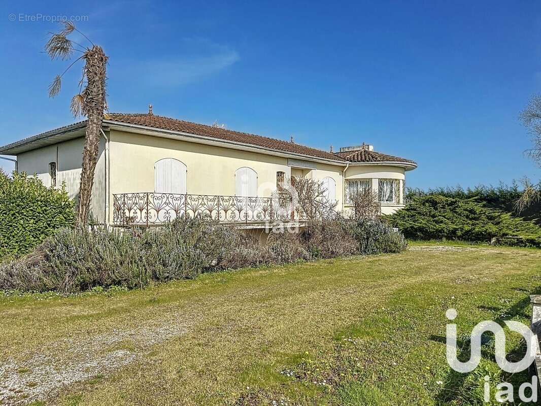 Photo 2 - Maison à SAINT-SEURIN-DE-CADOURNE