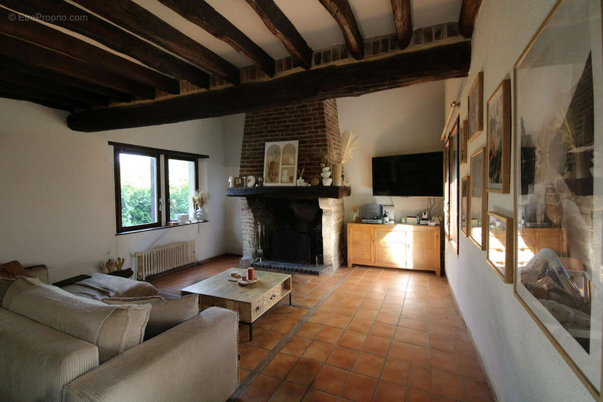 A vendre Dpt Eure (27) proche Pacy sur Eure chaumière 120 m2 sur terrain de 1 615 m2 - photo 2